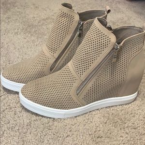Brand new! Women’s tan wedge sneakers!